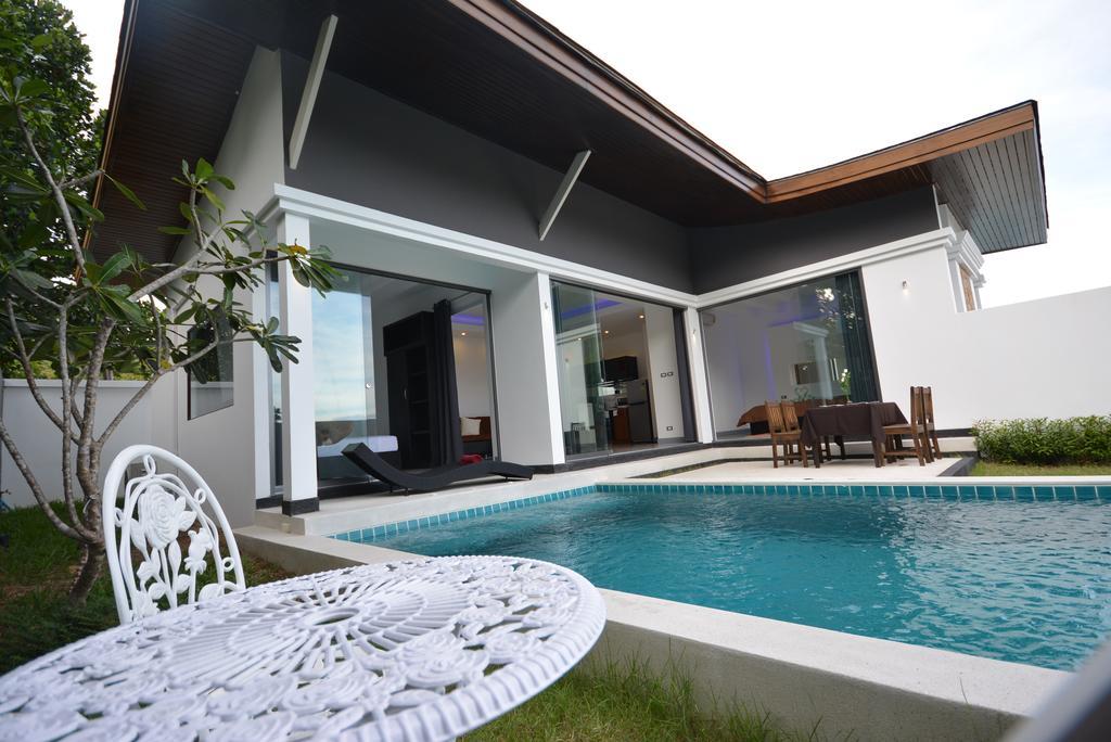 Rocking Chair Pool Villa Praia de Chaweng Quarto foto